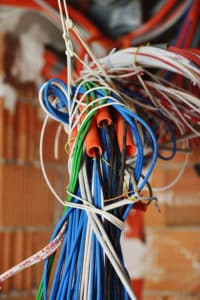 how to become an electrician